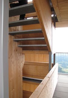 Buchkopfturm: joinery of the cross laminated timber elements